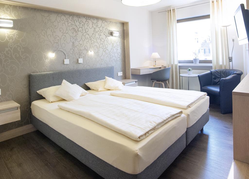 Weinhotel St. Stephanus Zeltingen-Rachtig Kültér fotó
