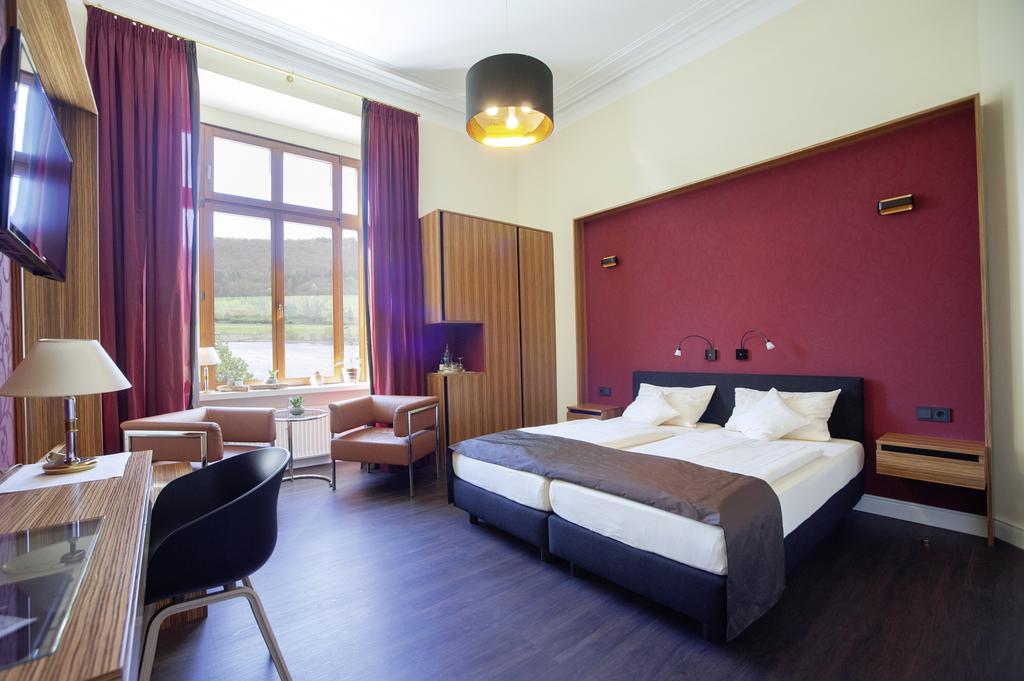 Weinhotel St. Stephanus Zeltingen-Rachtig Kültér fotó